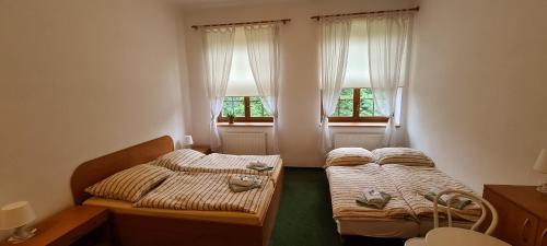1 double bed, 1 sofa bed