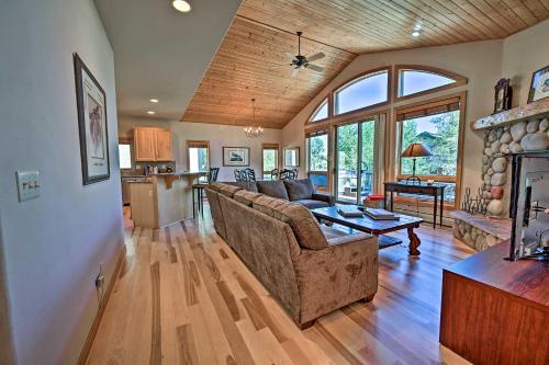 Mountain Home with Decks Walk to Gondola - image 2