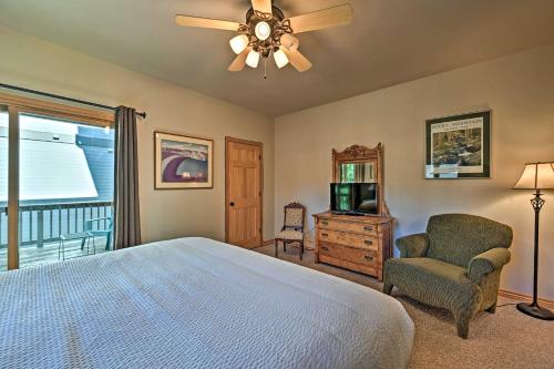 Mountain Home with Decks Walk to Gondola - image 9