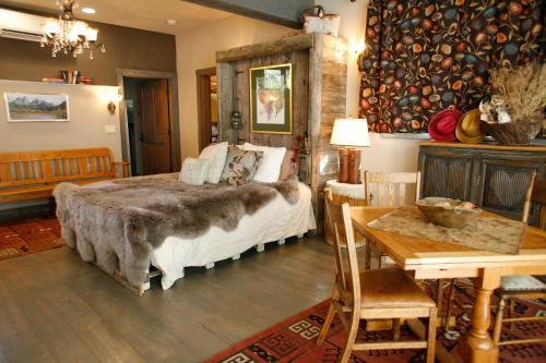 Swan River Inn – Bigfork, MT