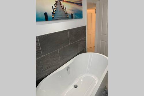 Badezimmer, Hexham Town Centre, Market Place View in Hexham