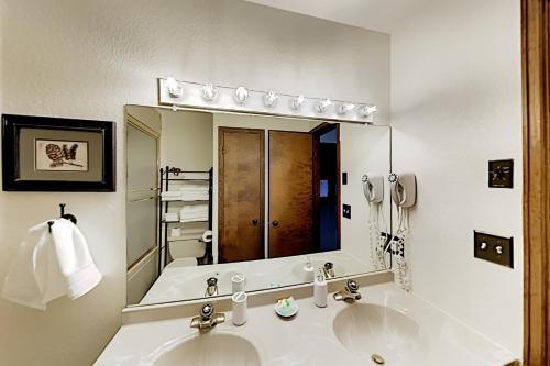 Silver Creek Studio - Pool Hot Tubs & Sauna condo - image 9