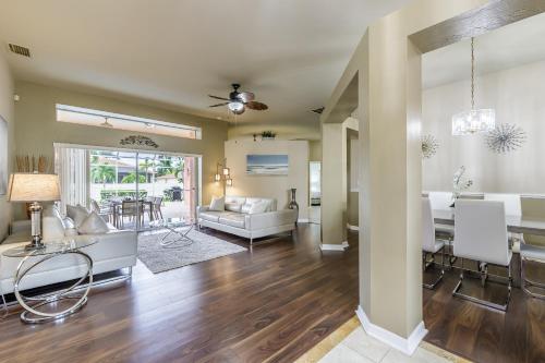 Villa Palm Sands- Roelens Vacations Cape Coral - Heated outdoor pool! - image 4