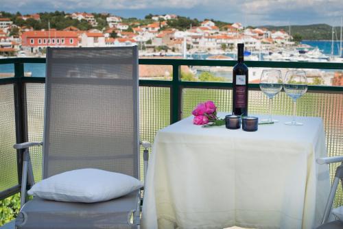 Apartmani i sobe Josica 5