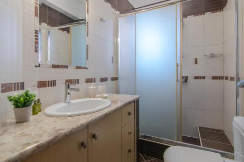Iris Villa - image 13
