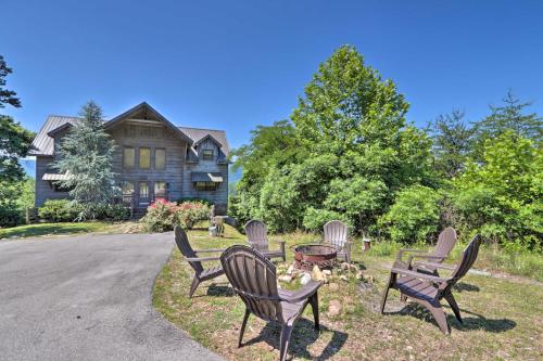 A Grand View - Private Smoky Mtn Family Retreat! - image 3