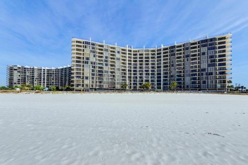 Edgewater 2-307 by RealJoy Vacations - image 2