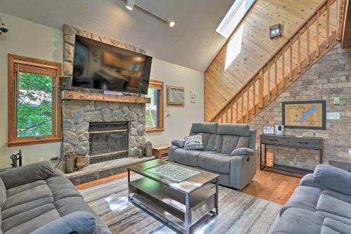 Lakefront Home with Game Room Decks Dock and Kayaks! - image 11