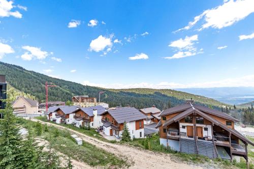 Mountainside Chalet