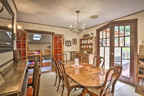 Family Home - Walk to Town Georgetown Train! - image 6