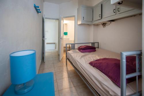 Apt ideally located in the HEART of Marseille