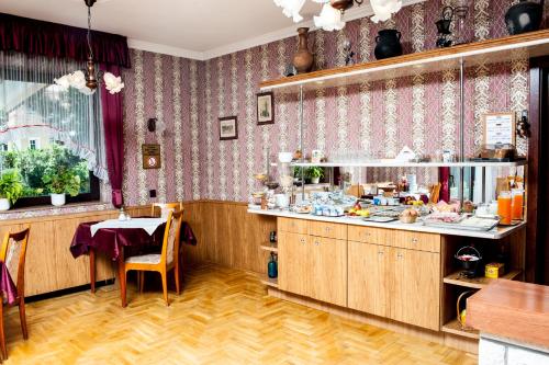 Beatrix Hotel - image 2