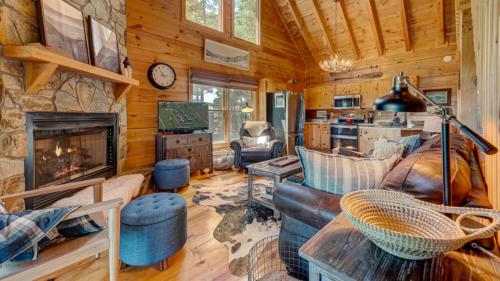 Glory Days Getaway by Escape to Blue Ridge - image 5