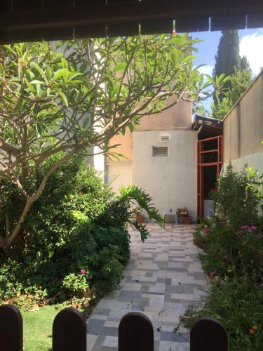 בית מרום, Gan Shomeron (Foto 8)