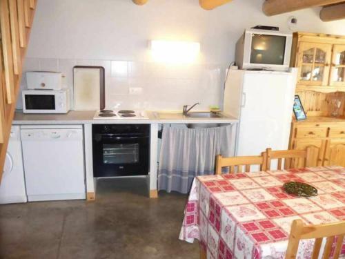 Gîte Rauret, 3 pièces, 4 personnes - FR-1-582-193