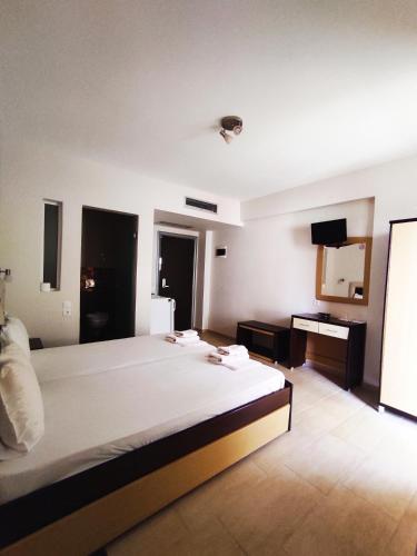 Rg Status Hotel - image 12