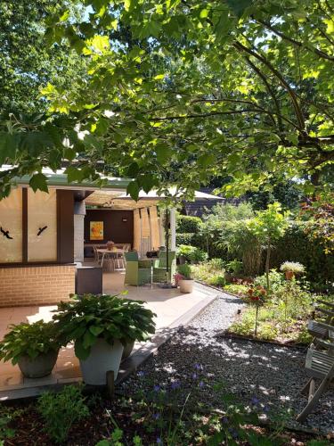  Vakantiehuis E62 Rekem Limburg in Lanaken