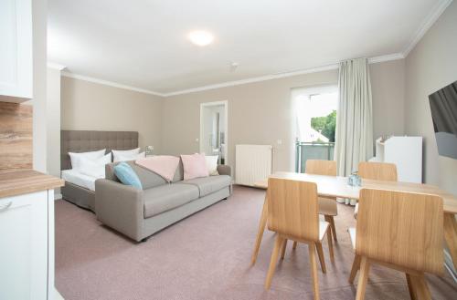 Appartementhaus Zum Strandkorb in Kuhlungsborn Town Center