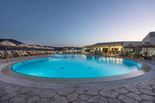Royal Bay - image 10