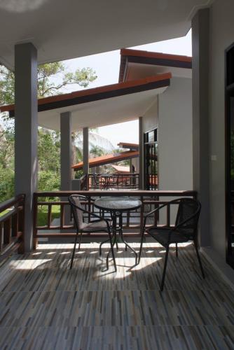 Sun Moon Star Resort Koh Phangan thumbnail 4