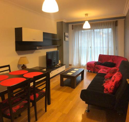  Bonito apartamento en el centro de Cangas in Cangas de Morrazo