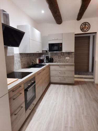 Beautiful Old Town flat, near the beach, Nice (fotografie 7)
