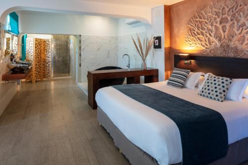 2 bedrooms, 3 beds