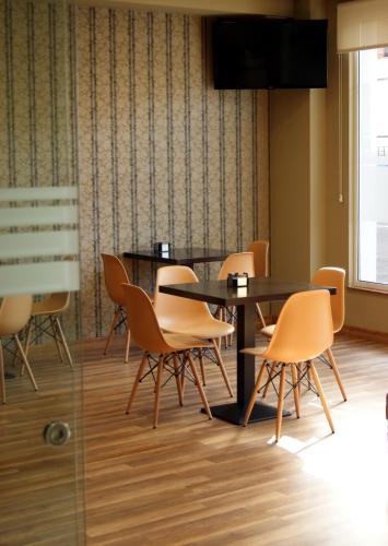 Pub/Lounge, El Retiro de Cardea in Oviedo