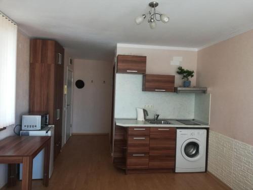 Studio with Sea View image 9