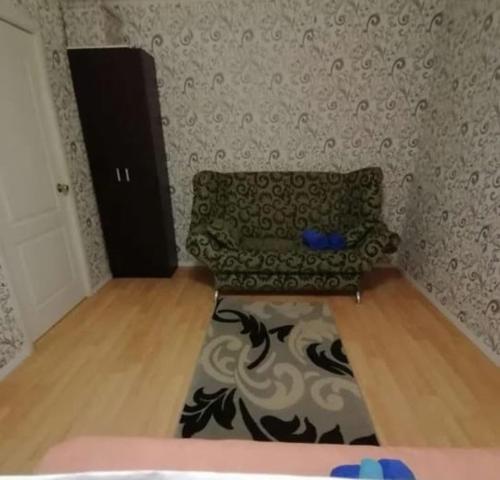 Квартира посуточно Толстого 6