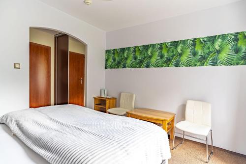 Nefryt - 600 m od PKP, duży parking, lodówka, czajnik, balkon, – Karpacz, WI