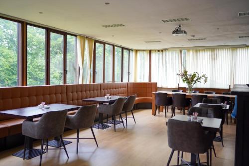 Hotel Prins van Oranje - image 13