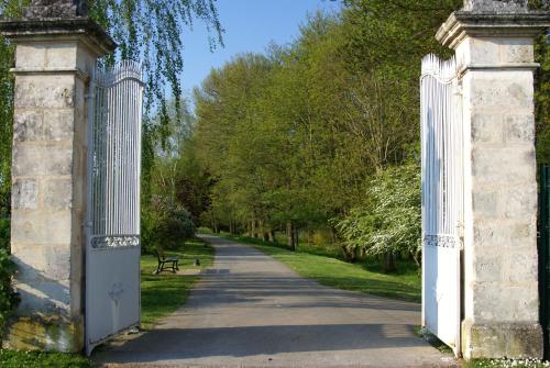 CHAMBRE D'HOTES "Les Volets Bleus" - VILLA L'OLIVIER côté mer