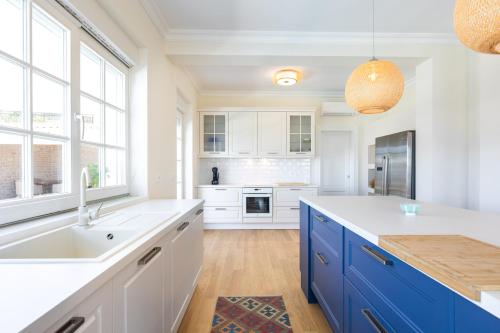 Villa VESPERA-Infinity heated pool in Sopaljska