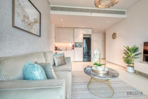 Classy 1BR at The Address Residences in JBR by Deluxe Holiday Homes, Dubaj (fotografie 10)