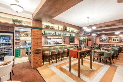 Graphic Hotel - image 9