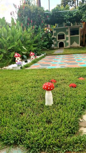 Lamprini's Deluxe Studios Lamprini's Deluxe Studios