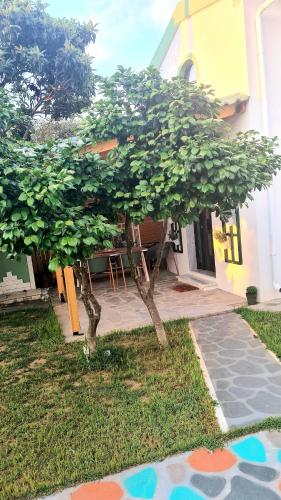 Lamprini's Deluxe Studios Lamprini's Deluxe Studios