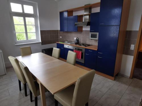 virtuve, Ferienwohnung in der Ciderwirtschaft in Burg Stargard