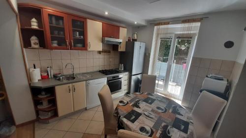  Apartman Pio, Pension in Senj