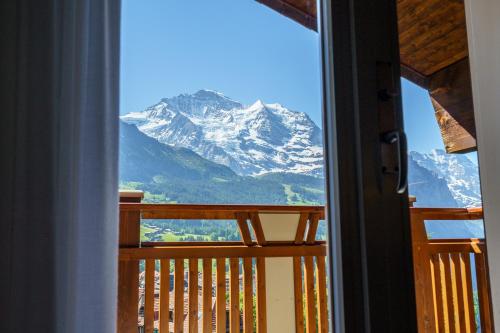 View, Hotel Alpenruhe - Vintage Design Hotel in Wengen