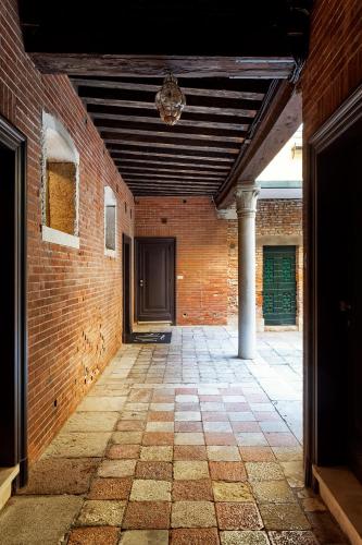 Charming House iQs - image 14