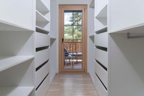 Hotel Mischun - image 12