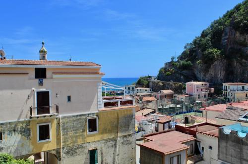 Вид, Cetara Costa d'Amalfi Residence in Четара