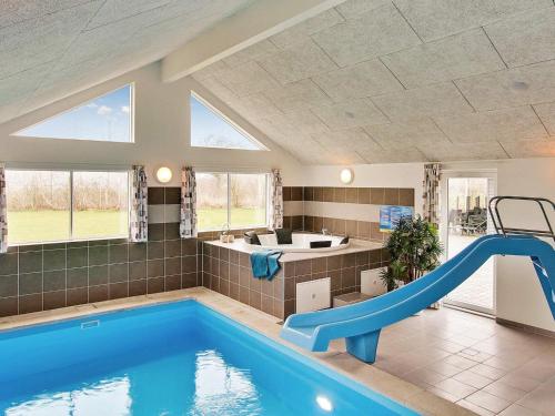 Pool, person holiday home in Hasselberg in Olpenitz