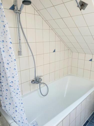 Helle, moderne Altbauwohnung in Zentrumsnähe, Osnabrück (photo 10)