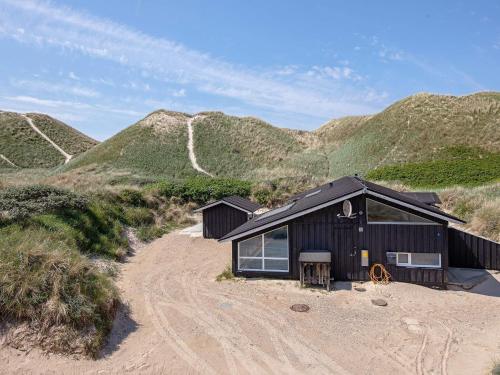 12 person holiday home in Saltum