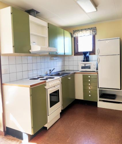 Kitchen, Ekesberget Stugby stuga 15 in Framnäs