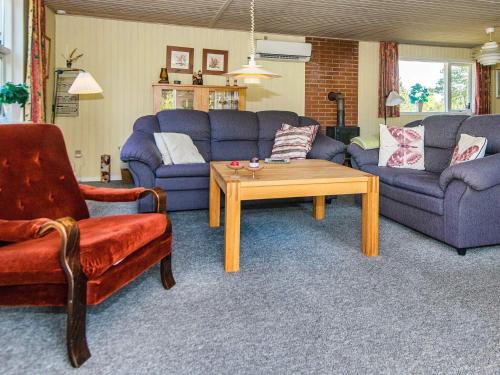  6 person holiday home in R m in Kongsmark