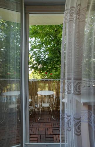 Facilities, Korosi Apartman in Uranvaros